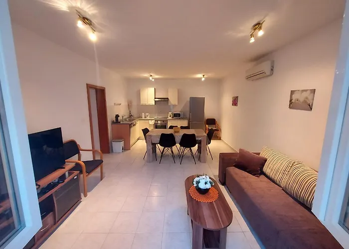 Maison Pero
