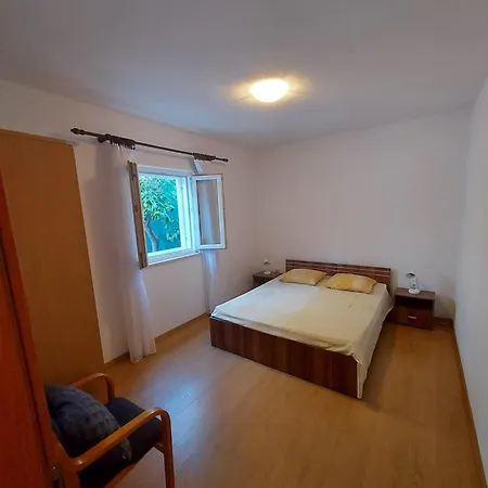 Maison Pero Holiday home *