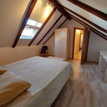 Maison Pero Holiday home Supetar